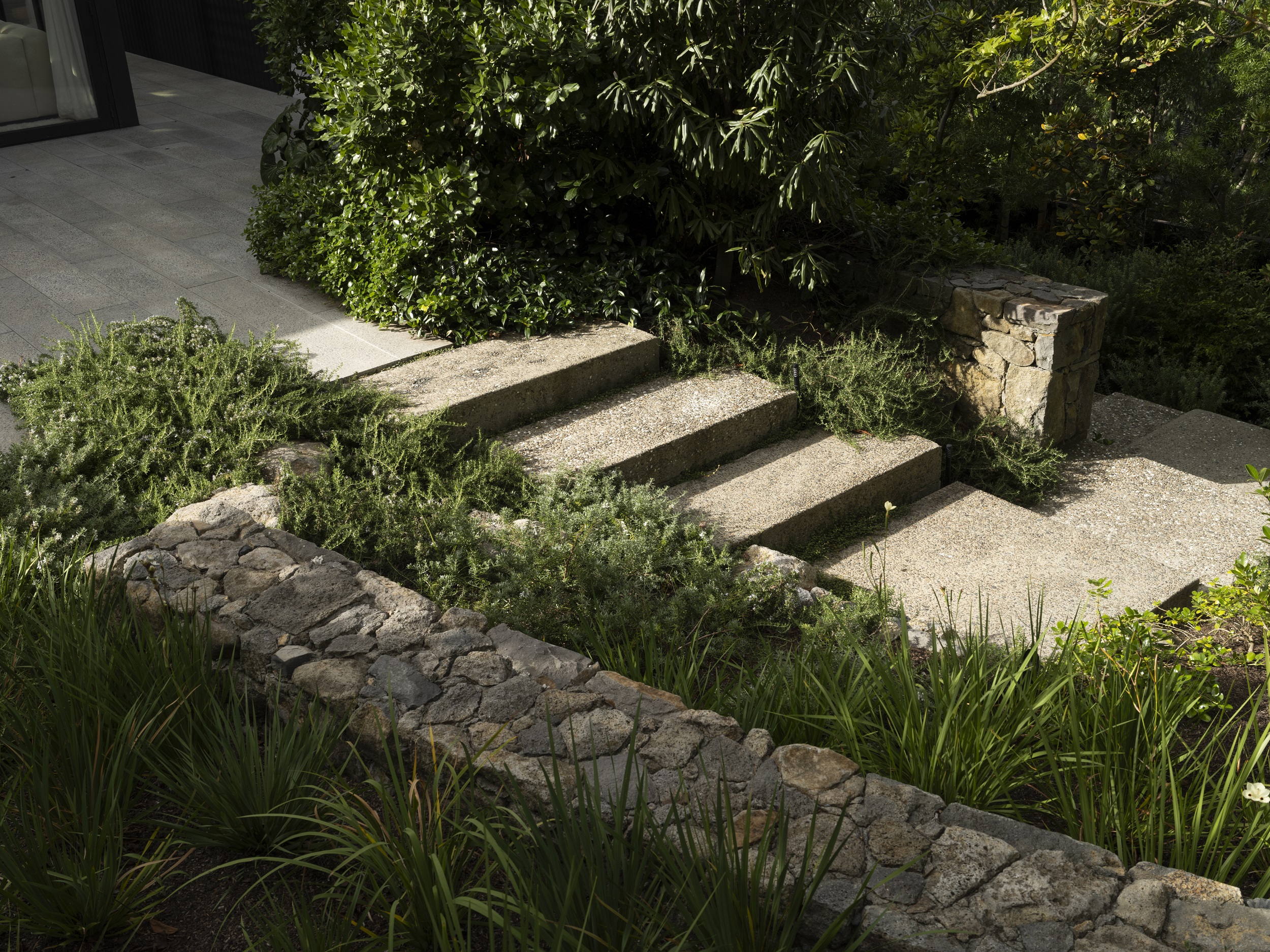 jaredlockhartdesign_DST-JMA-ALBERON-0225-0480