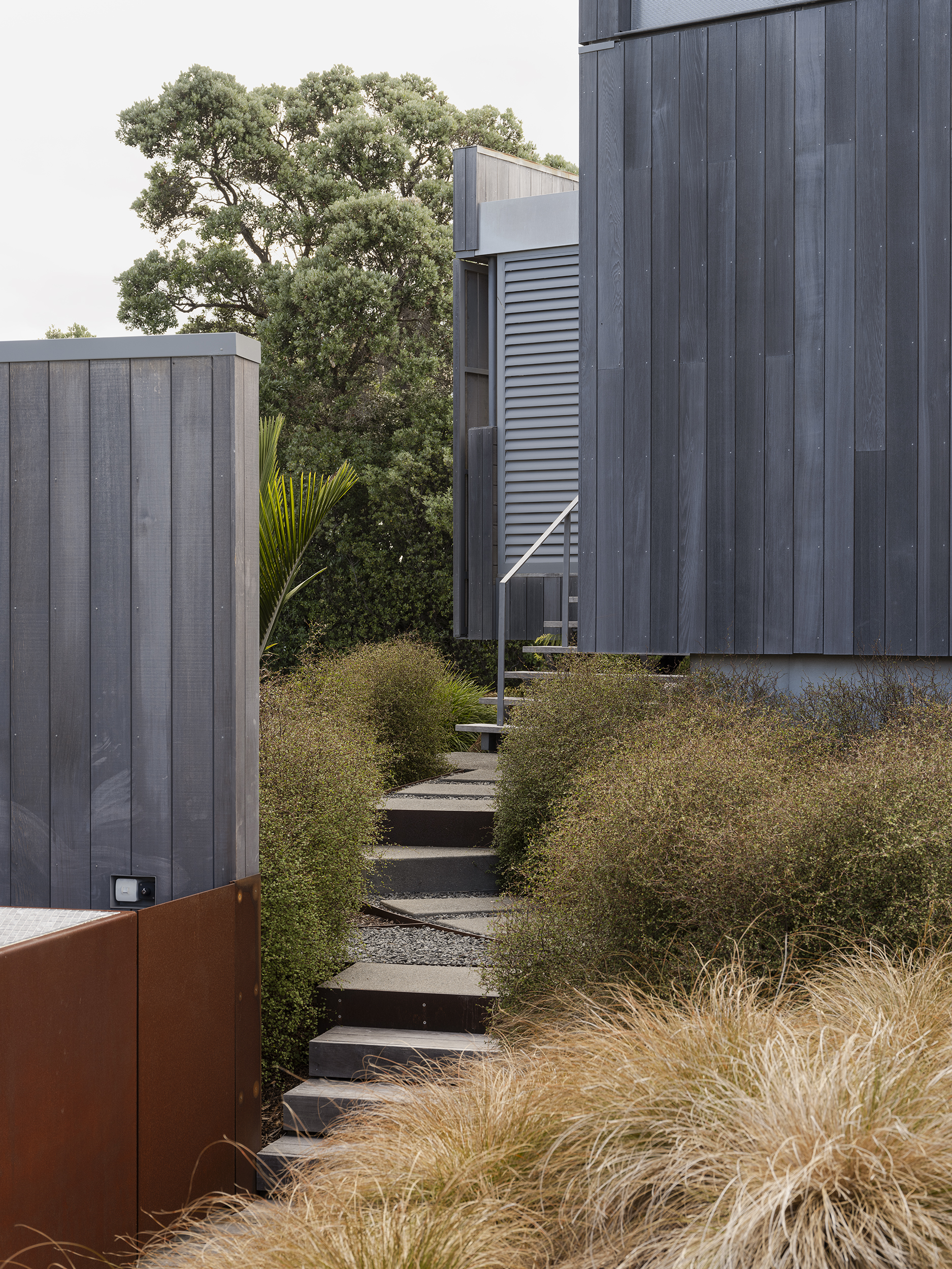 JAREDLOCKHARTDESIGN_DST-JLD-WAIHEKE-0125-7572